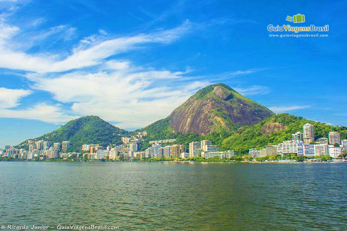 Imagem de um belo dia na Lagoa.